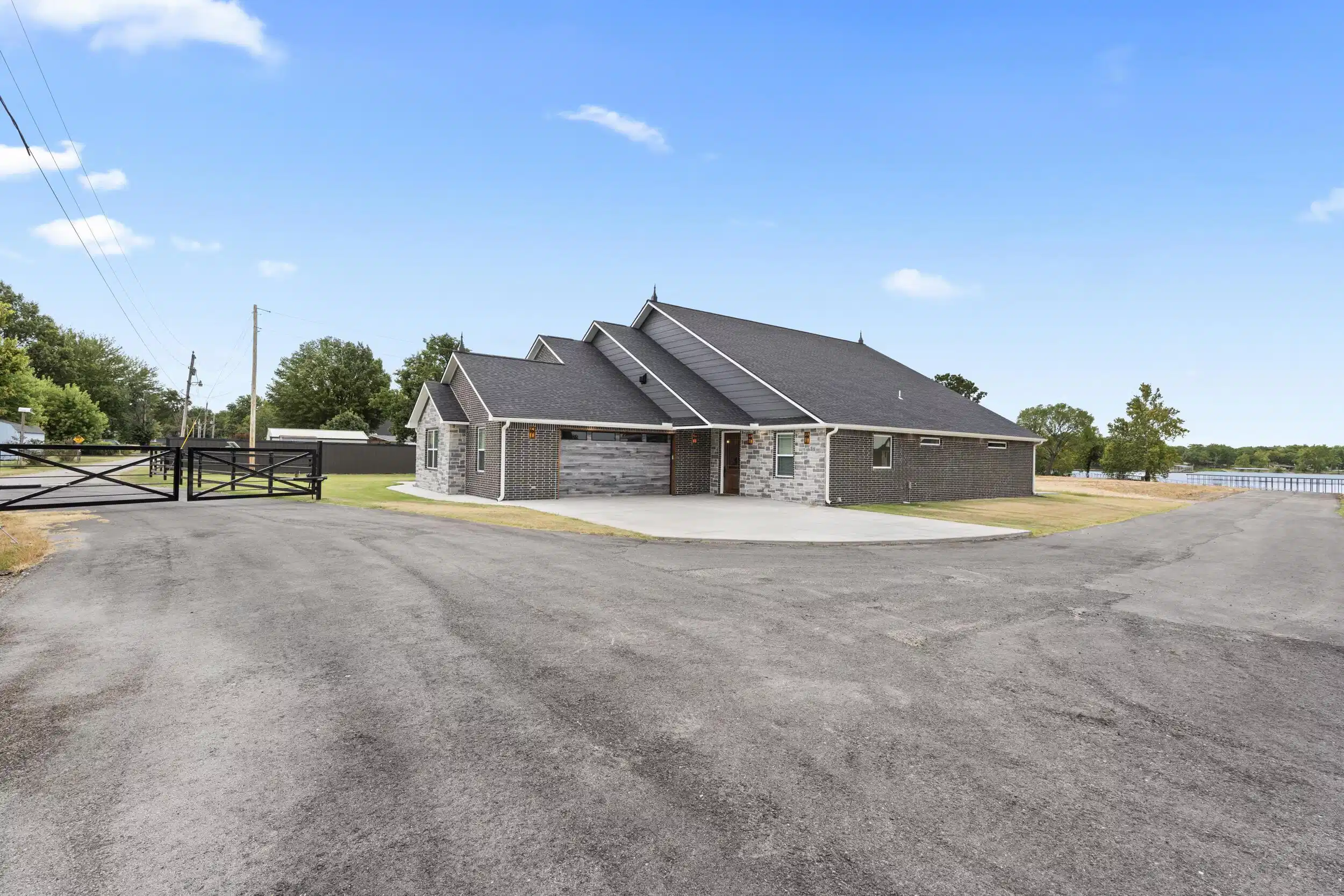 Image 1: front w lakeview