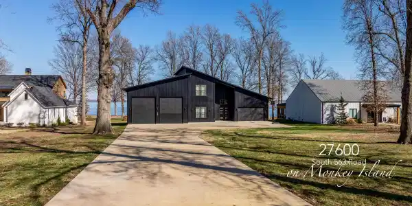 27600 S 563 Road