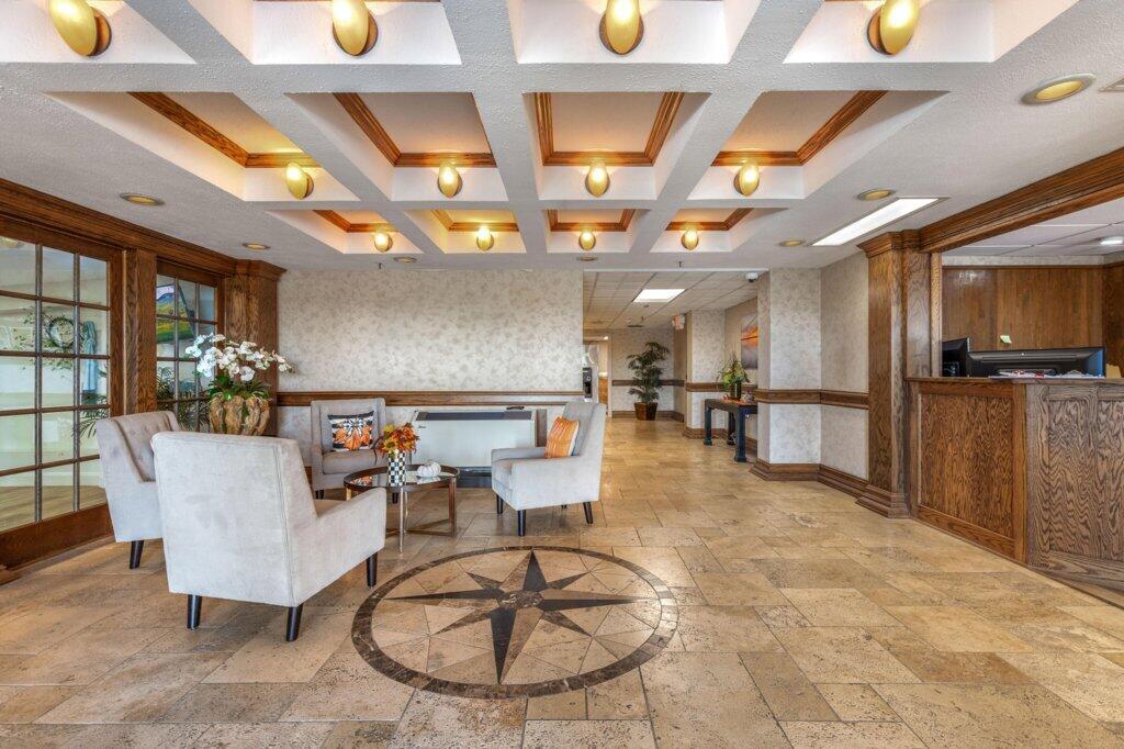 Image 2: Lobby