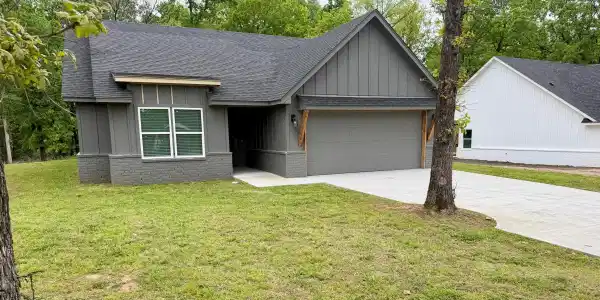 1623 Rockwood Drive