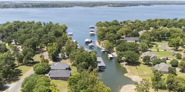 Image 2: 5-web-or-mls-DJI_20260813014655_0344_D