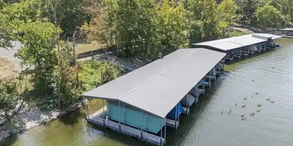 Image 4: 10-web-or-mls-DJI_20260813014954_0349_D