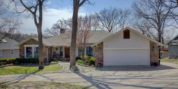 451393 Blue Heron Drive