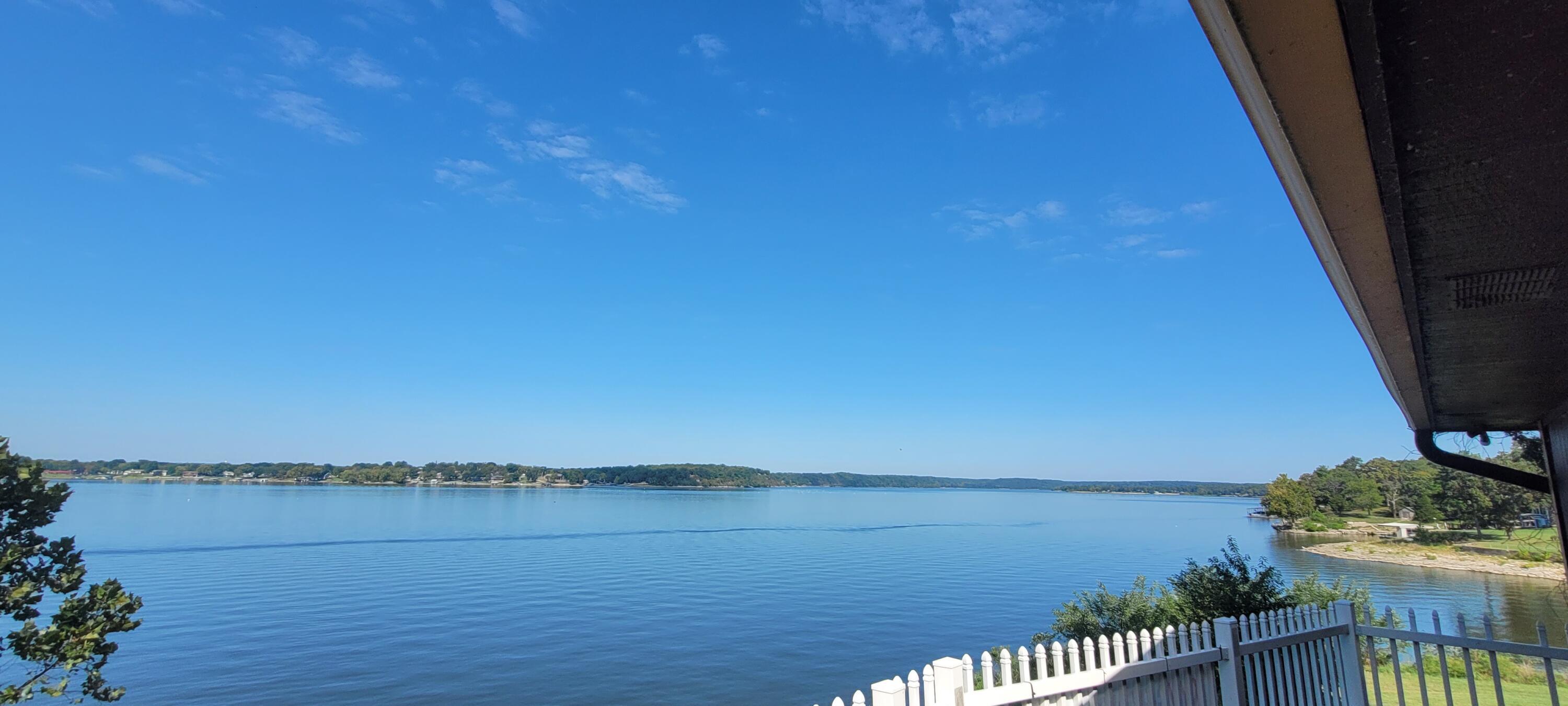 Image 3: lakeview