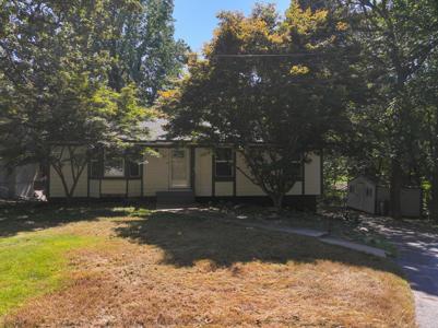 1307 W 16th Street