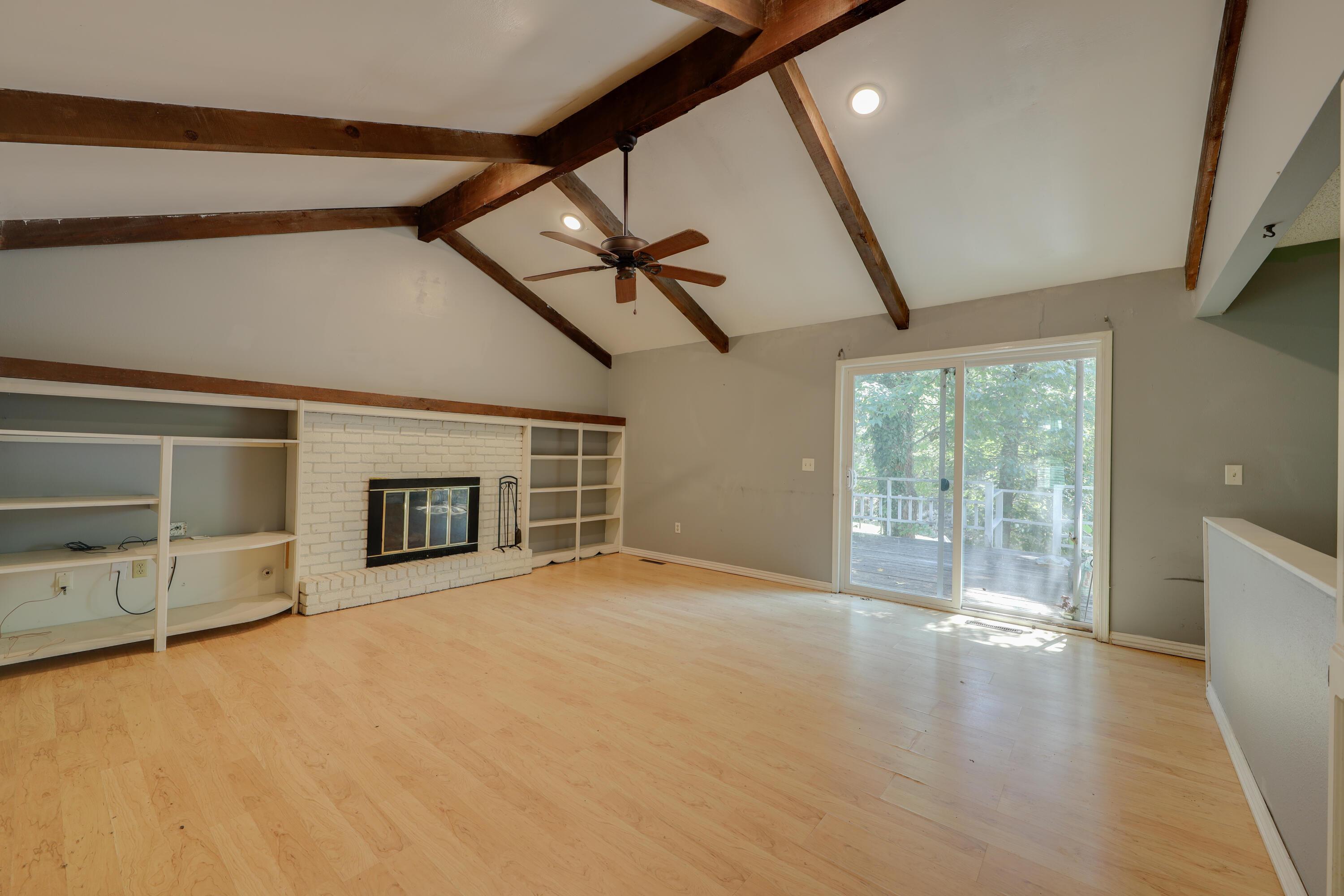 Image 3: living room