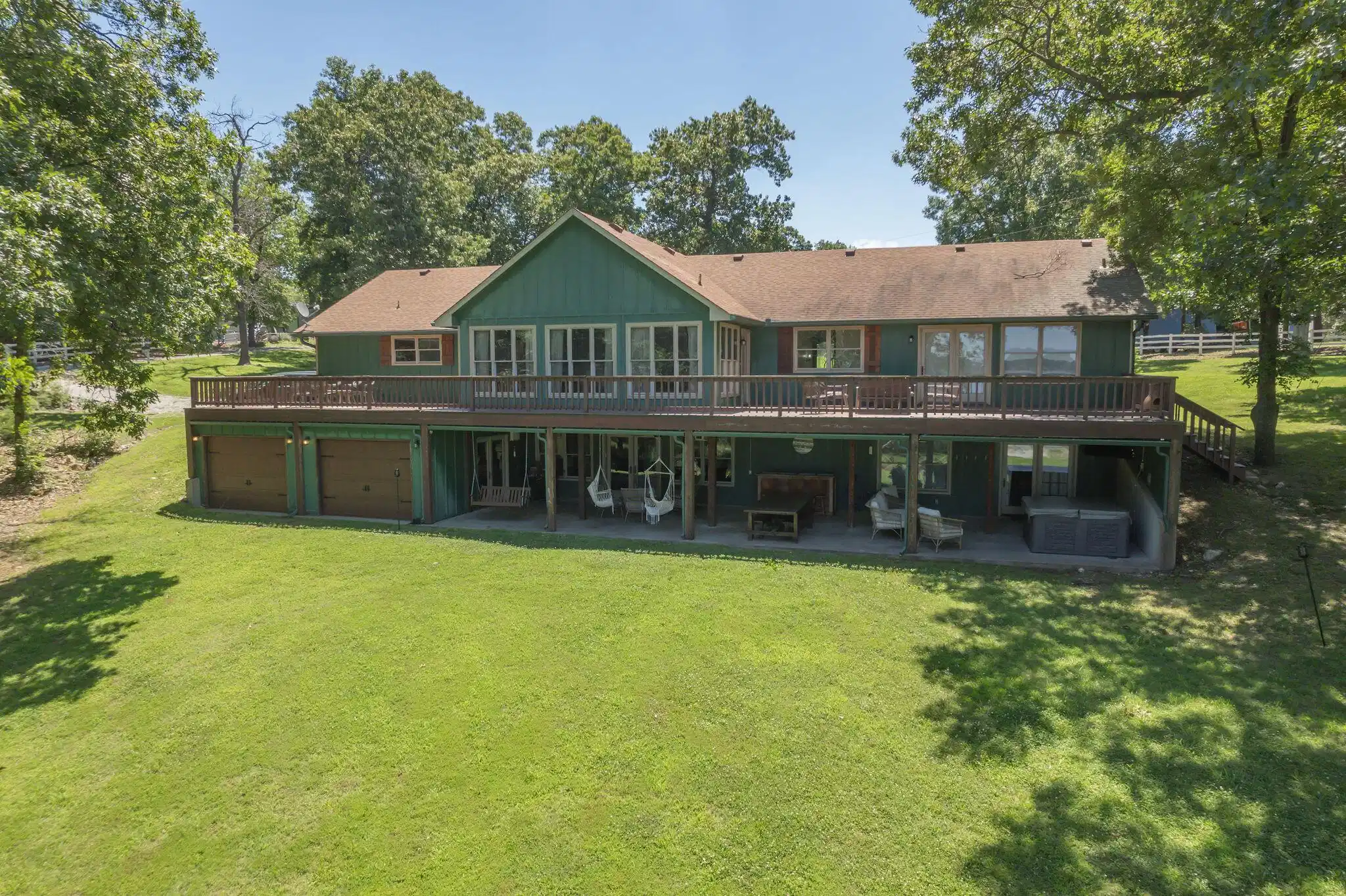 Image 1: Lakesider view