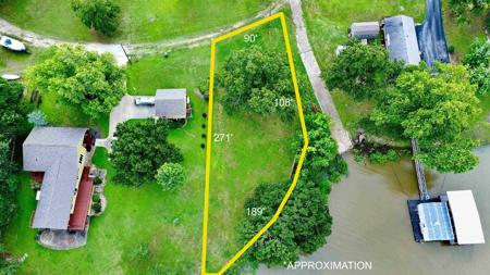 Lot 15 Colonial Heights I