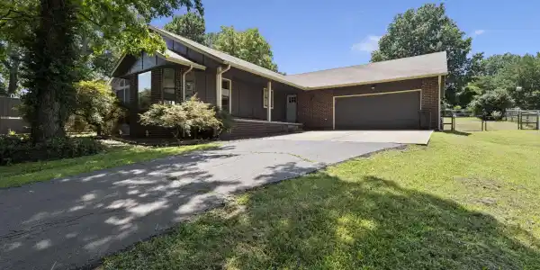 1438 Melody Lane