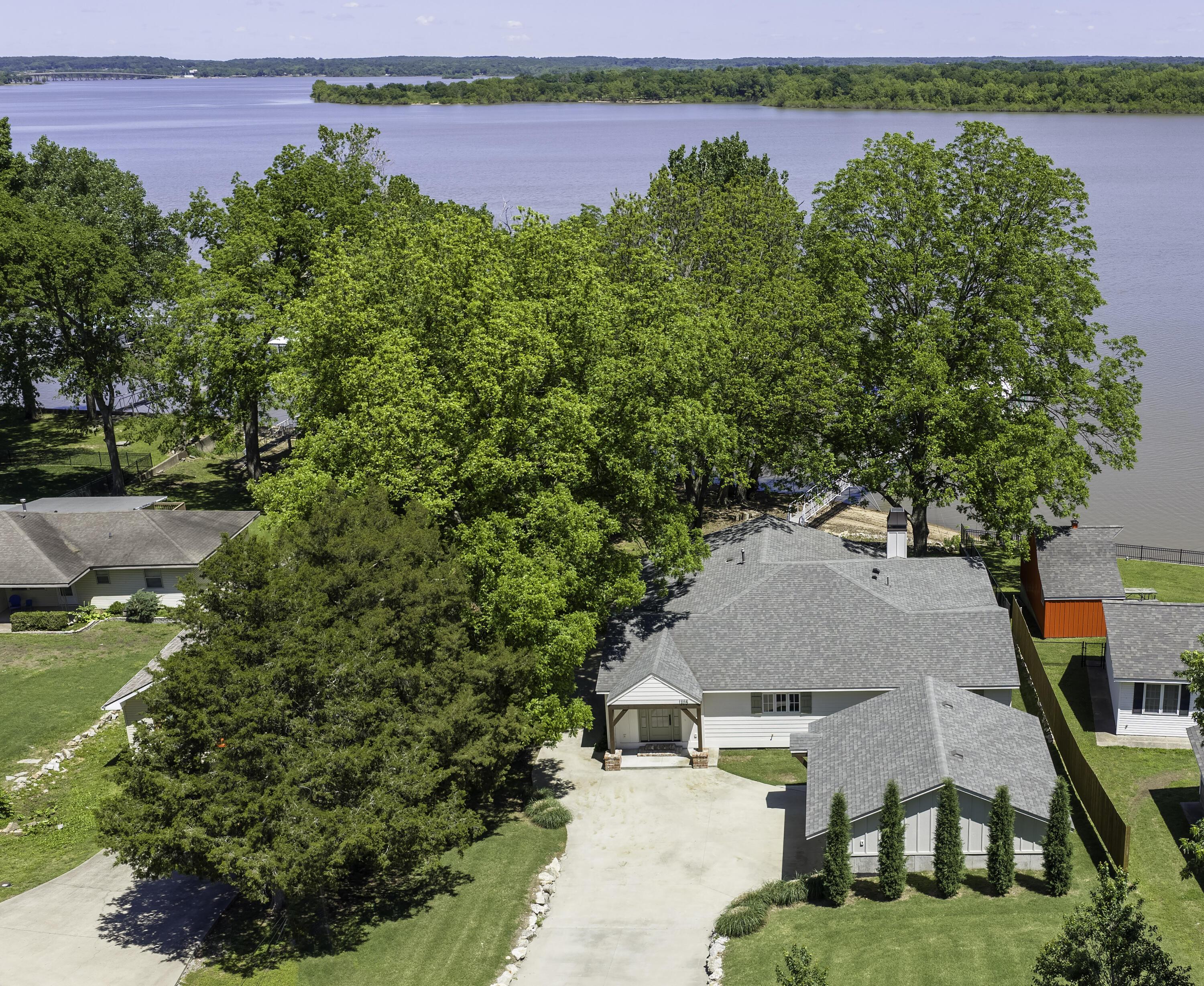 Image 1: RegattaMP4&House050726_0379-HDR-Edit