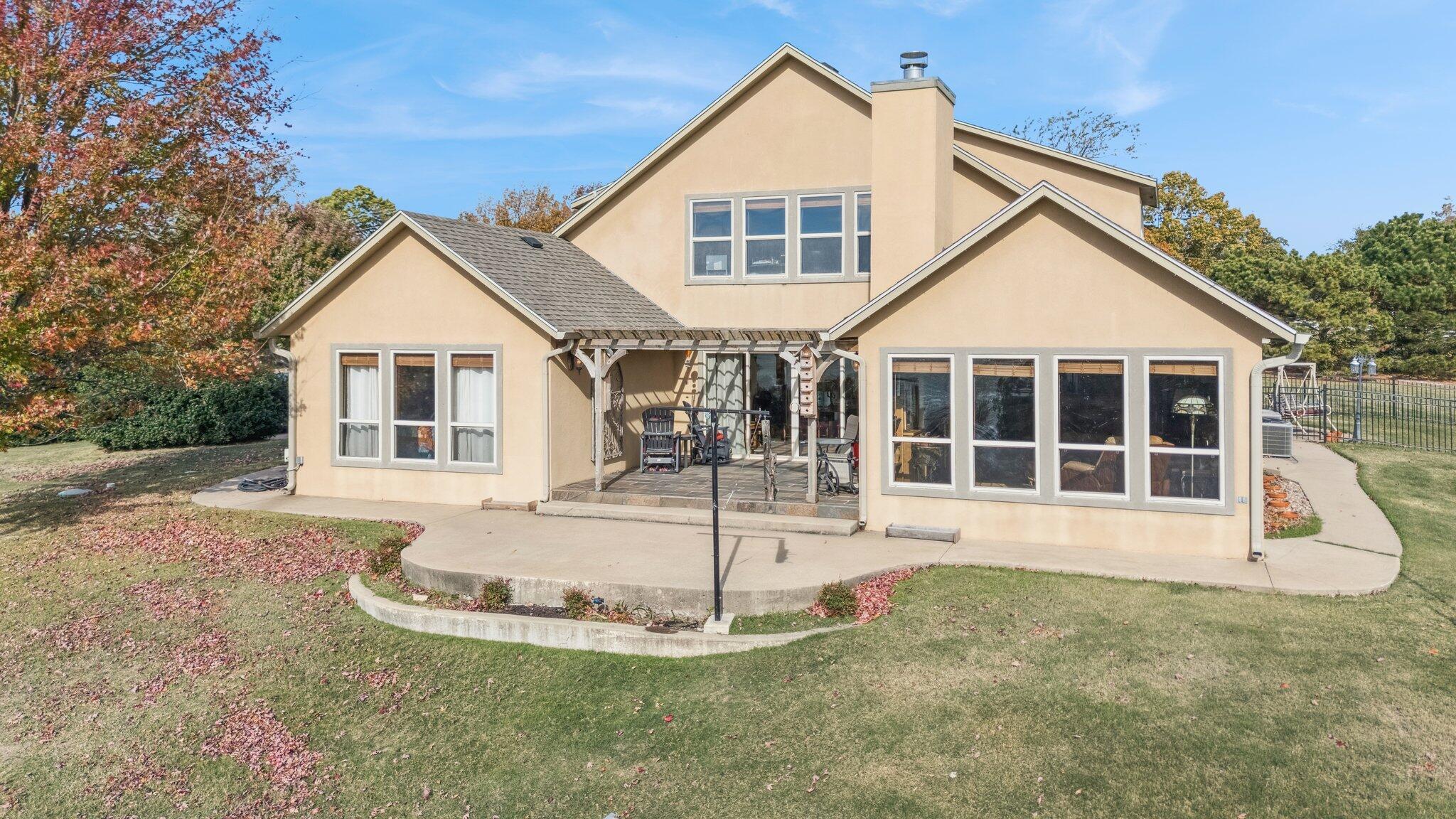 Image 3: 5-web-or-mls-32060-lavender-lane