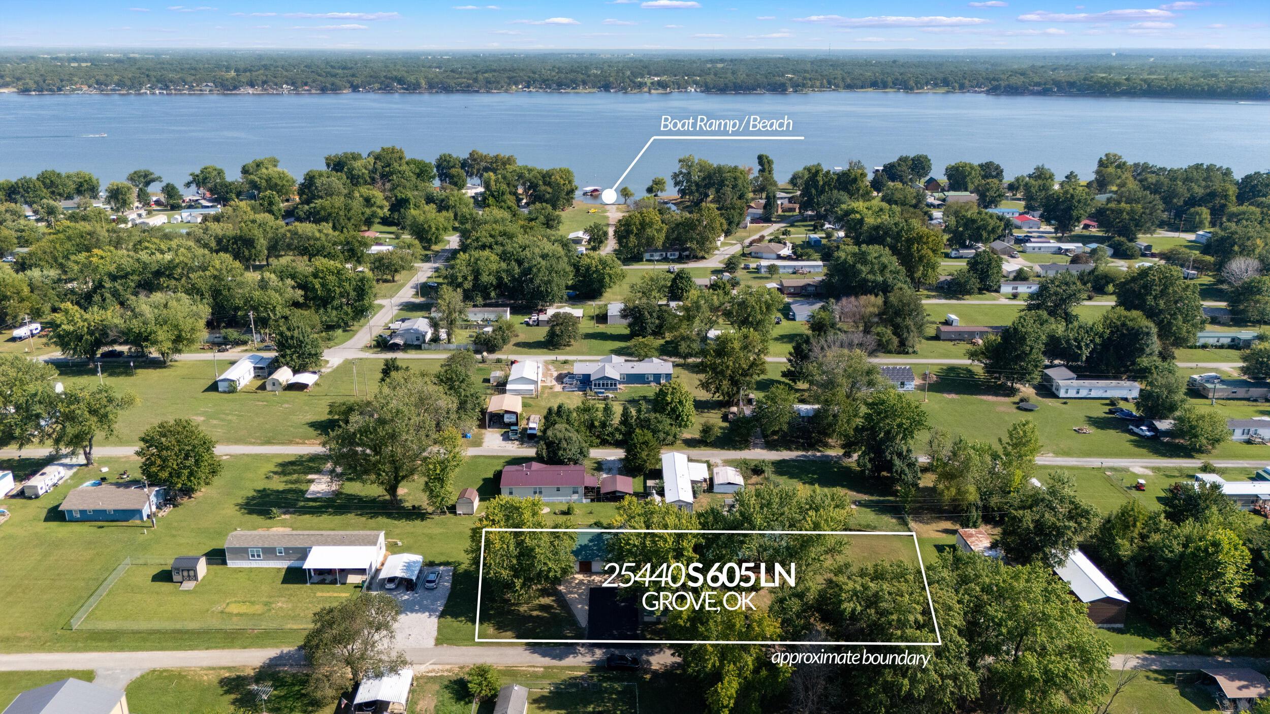 Image 3: Boat ramp/parking close