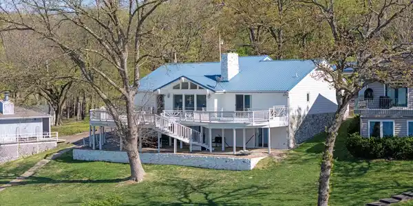292 Private Road 97