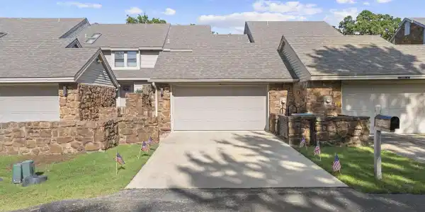 33601 Dogwood Cliffs