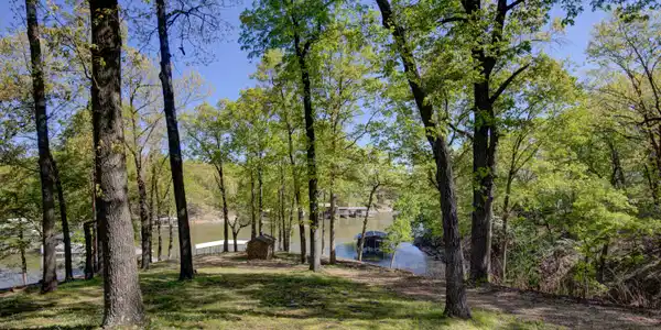 Image 4: 4