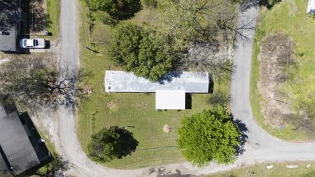444596 Cardinal Lane