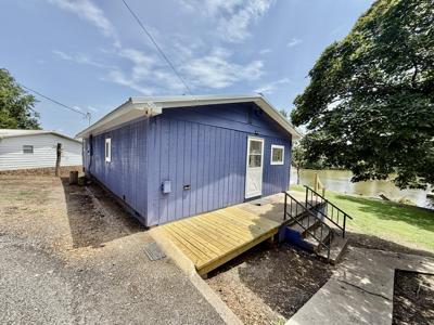 441203 Cedar Crest Drive