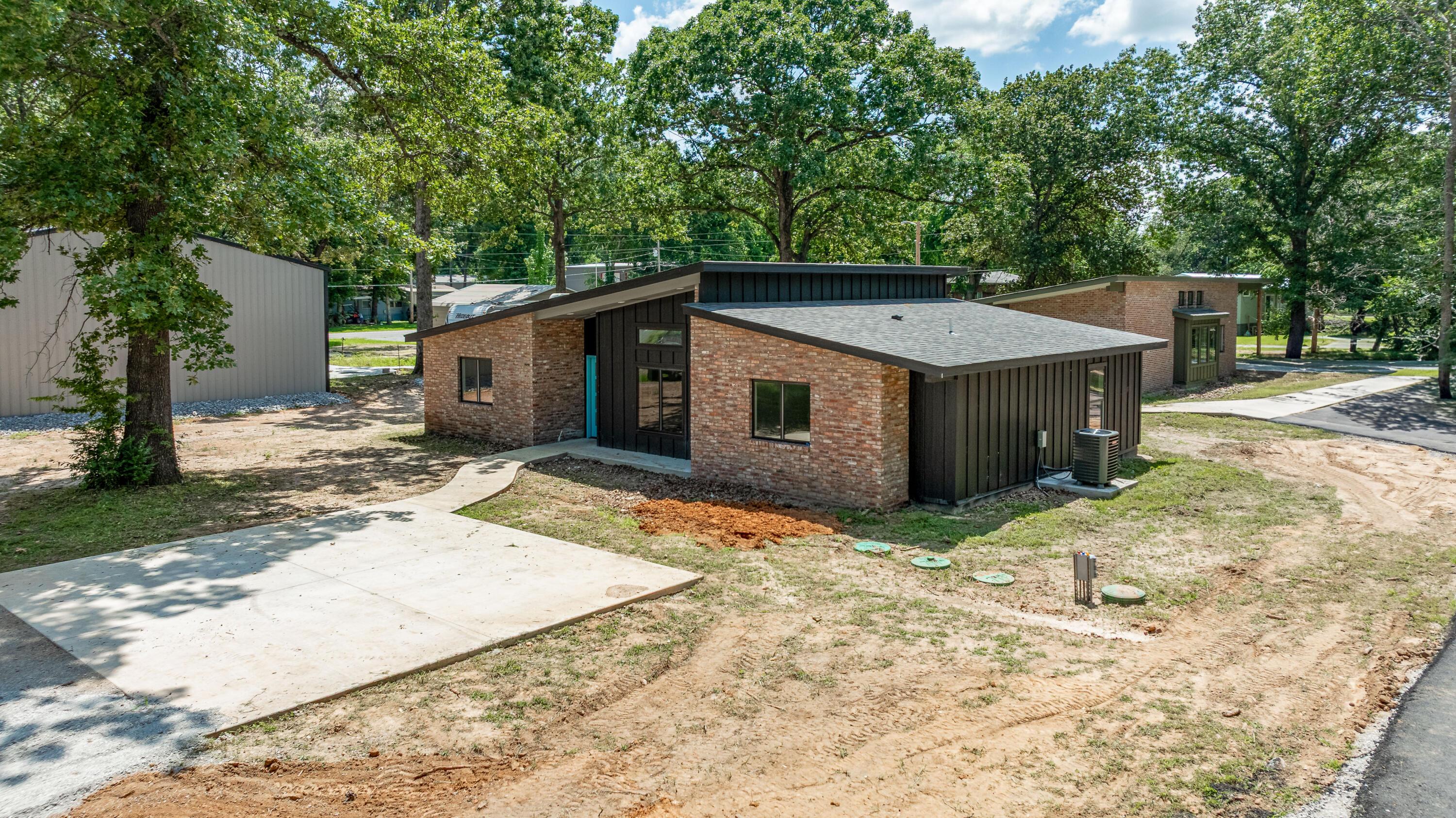 Image 3: Cambridge Shores Lot 1