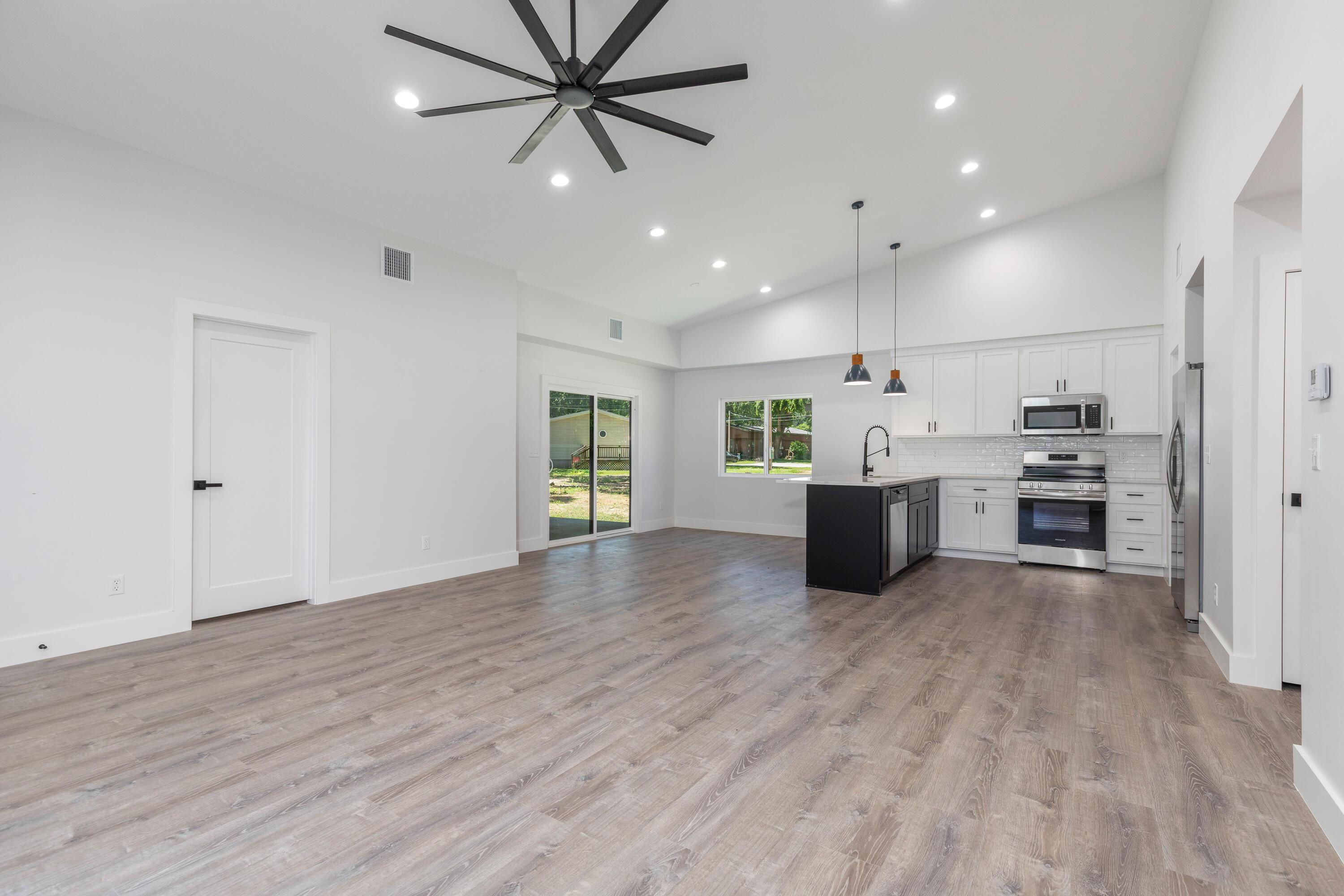 Image 4: Cambridge Shores Lot 1-3