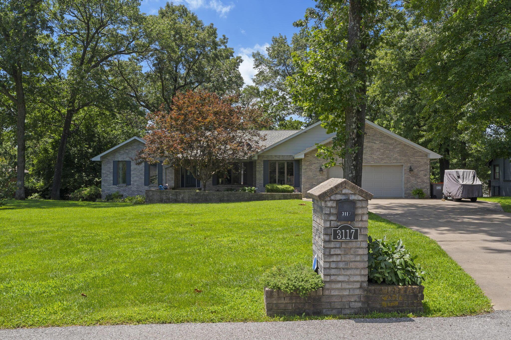Image 4: 15-web-or-mls-DSC05984