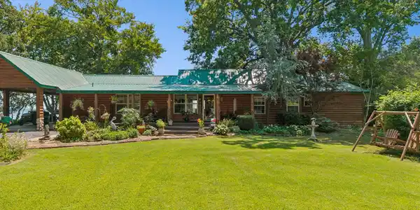 Image 4: 3 bdrm/3 bath