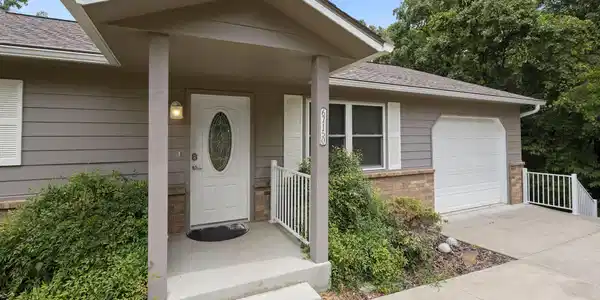Image 4: 40-web-or-mls-DSC04737