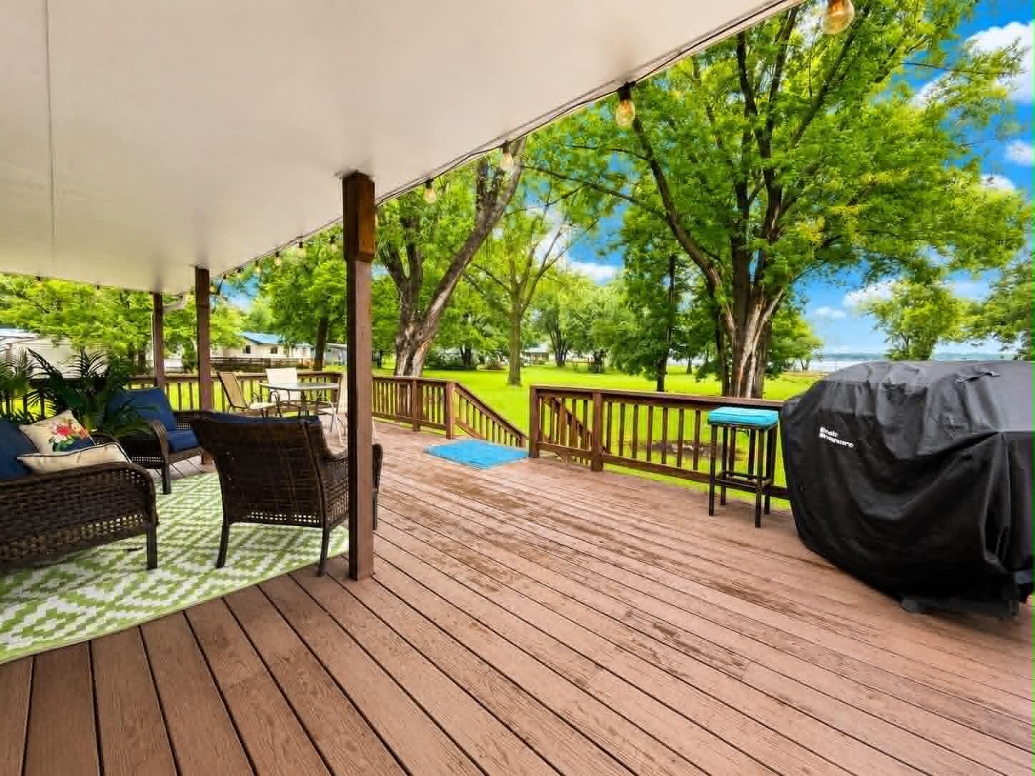 Image 3: Patio