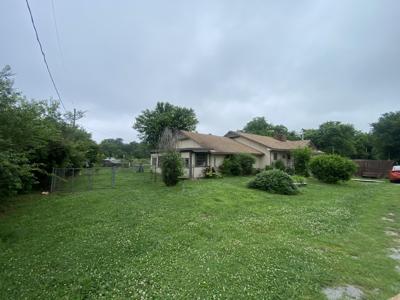 103 N Thompson
