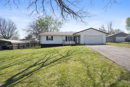 1029 Red Bud Drive