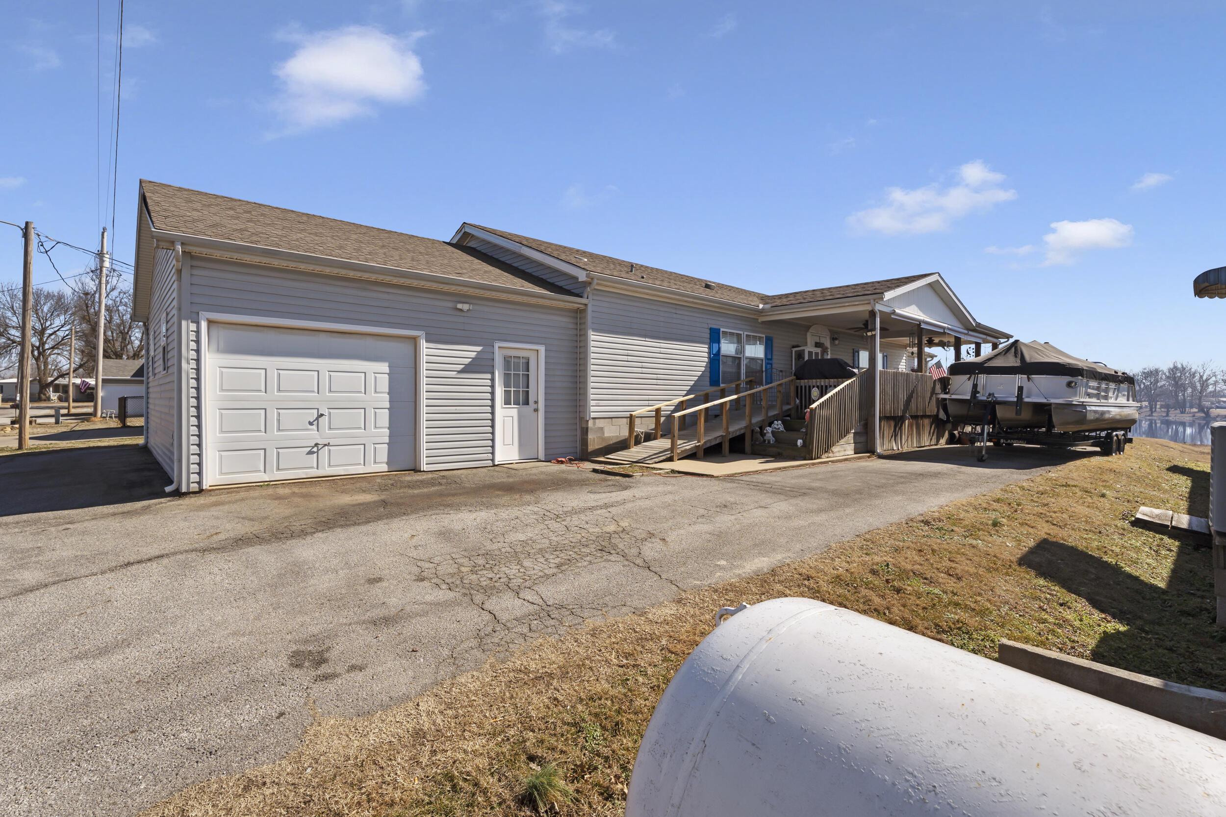 Image 1: 25401 S 603 Road, Grove, OK 74344