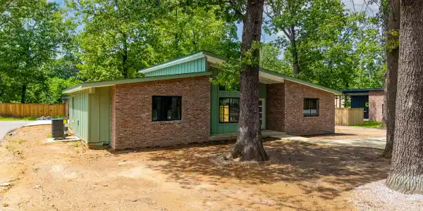 32425 Oxford Drive