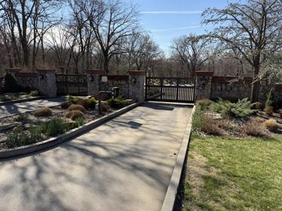 449341 Dogwood Drive