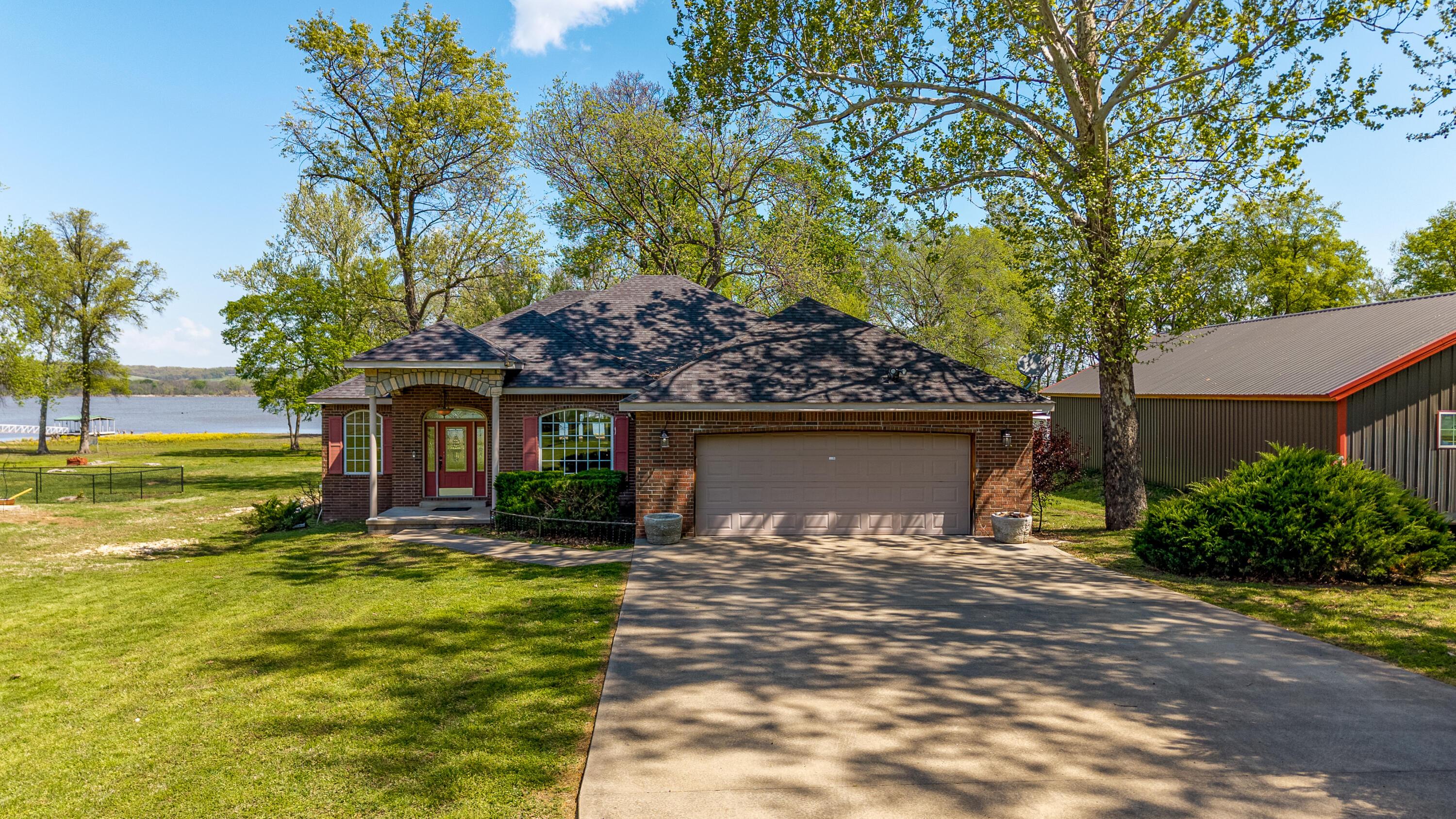 Image 3: Echo Bay Estates #7-37