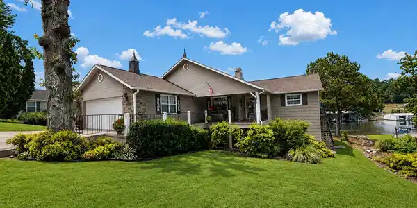 32068 Vintage Way