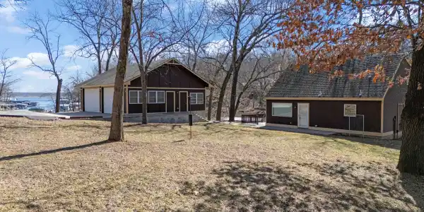 453803 Gran Drive