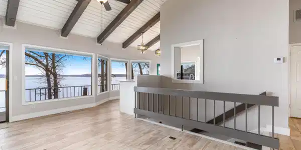Image 4: Shangrila Estates #549-29