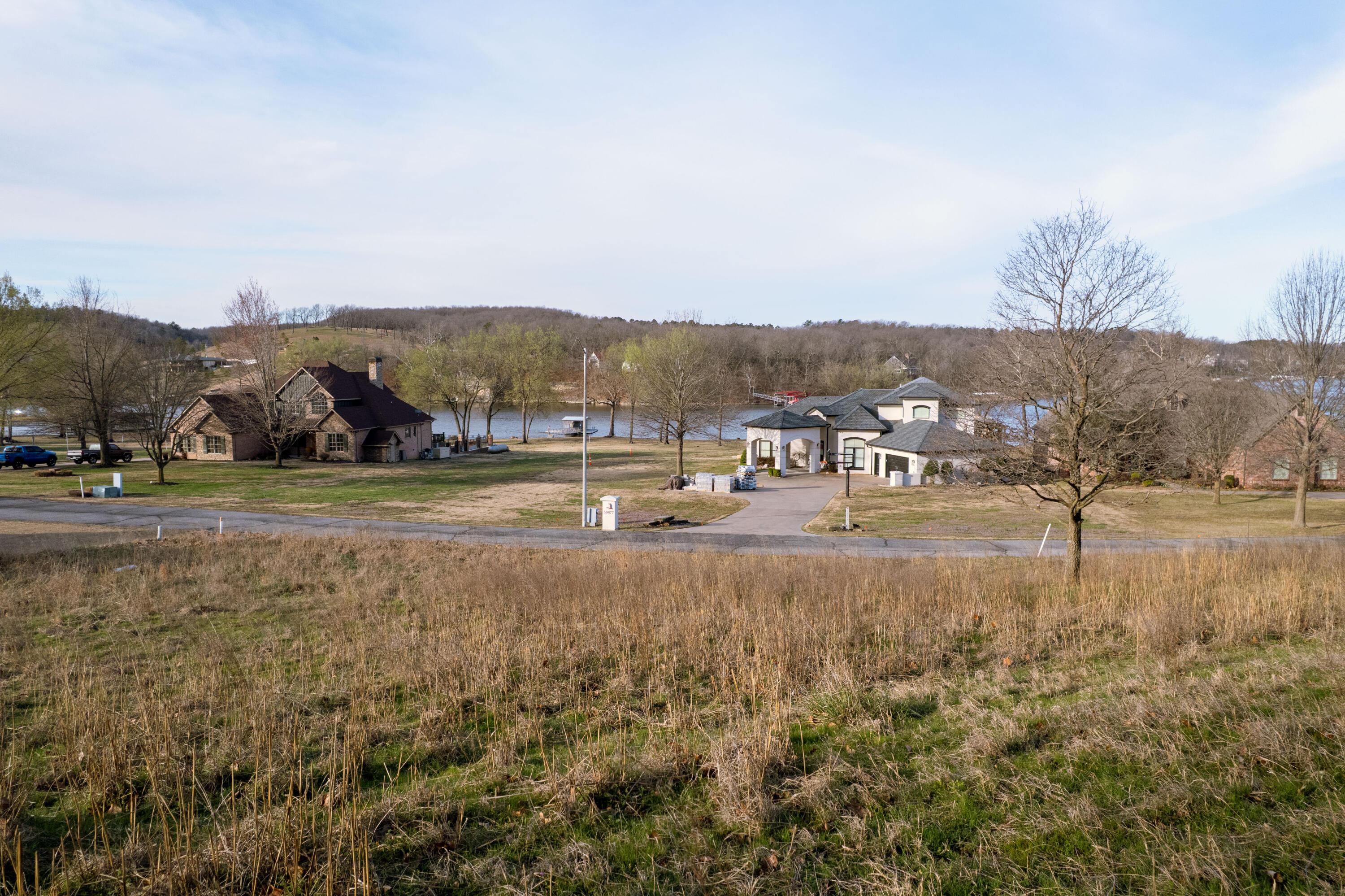 Image 2: Grove_3-20
