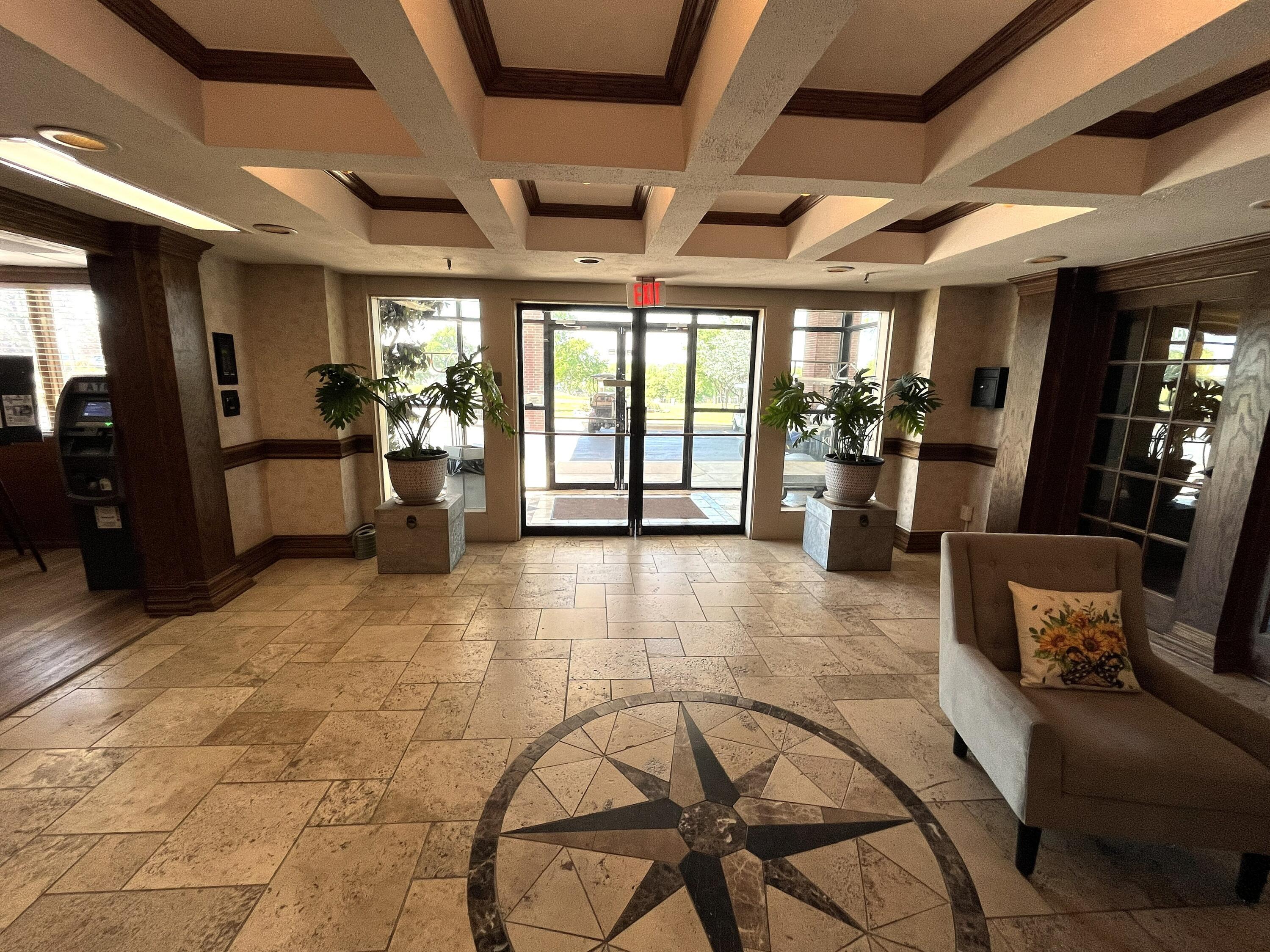 Image 4: Lobby Interior Entrance