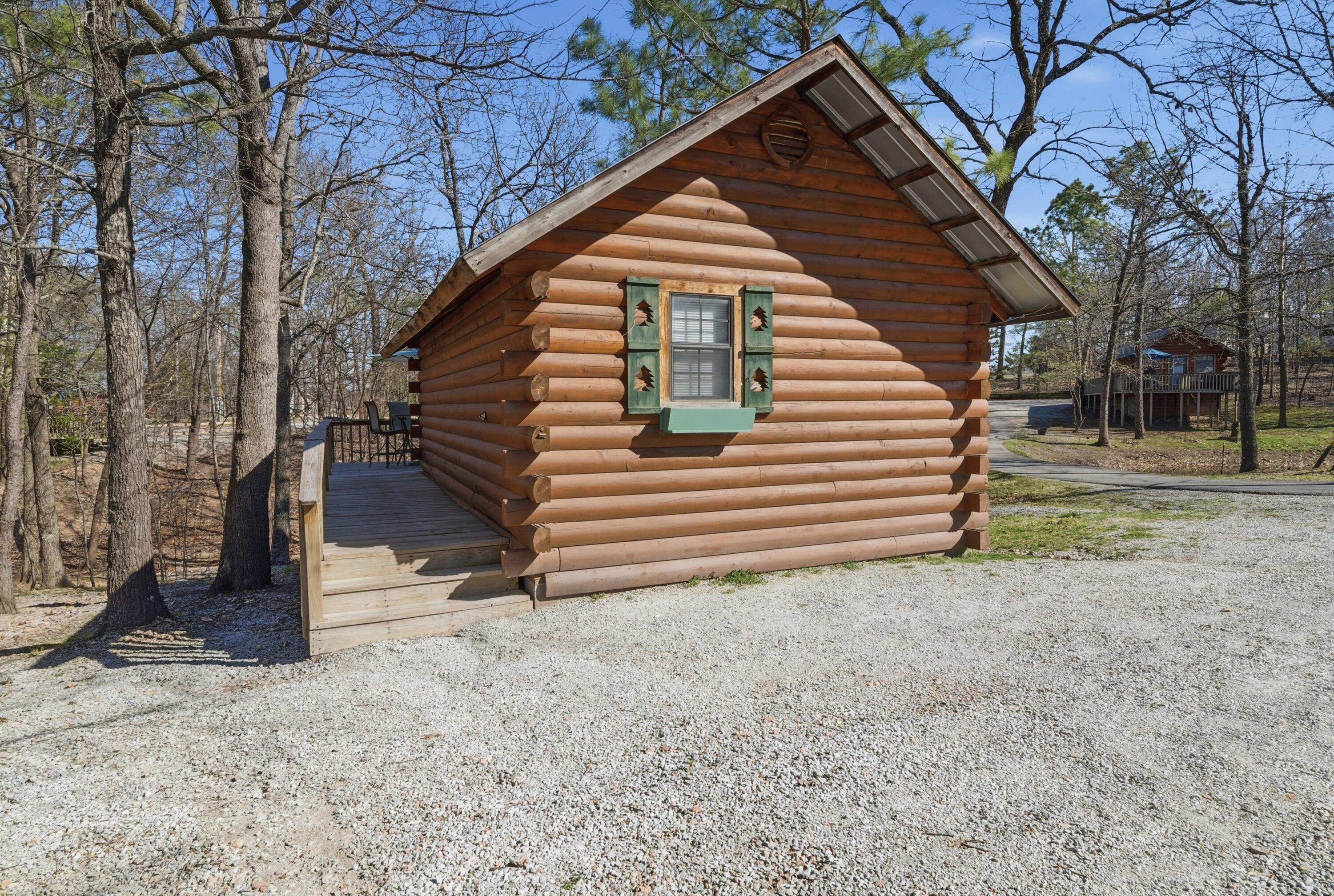 Image 4: Pine Lodge Resort (1c)