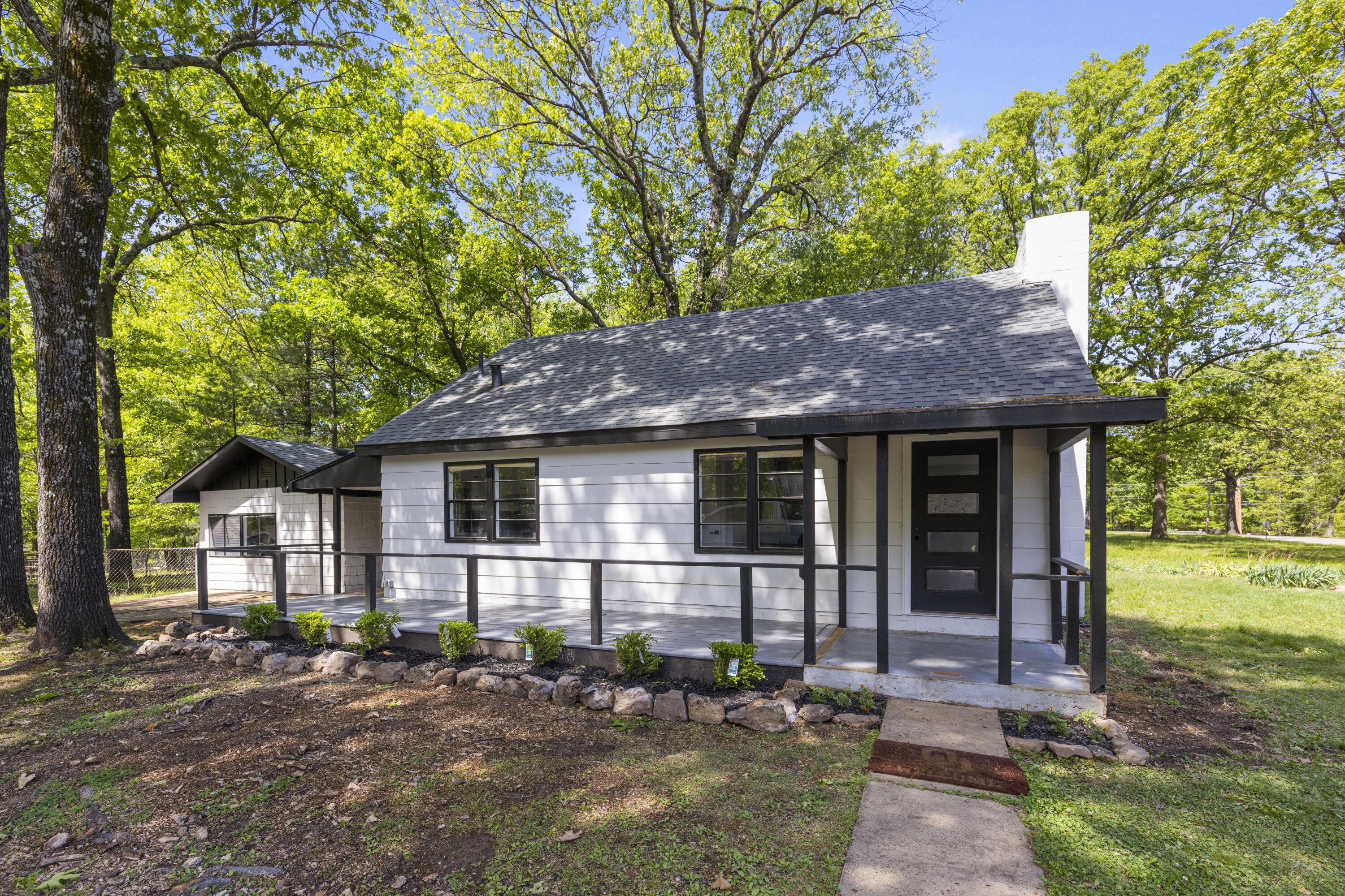 Image 1: Front of house