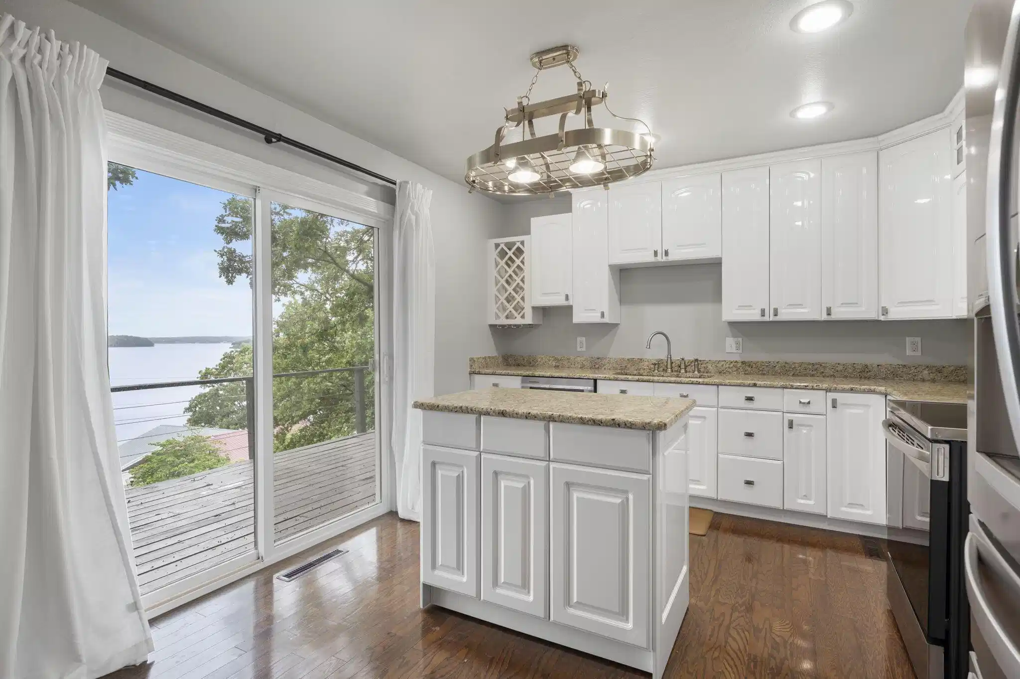 Image 1: Kitchen