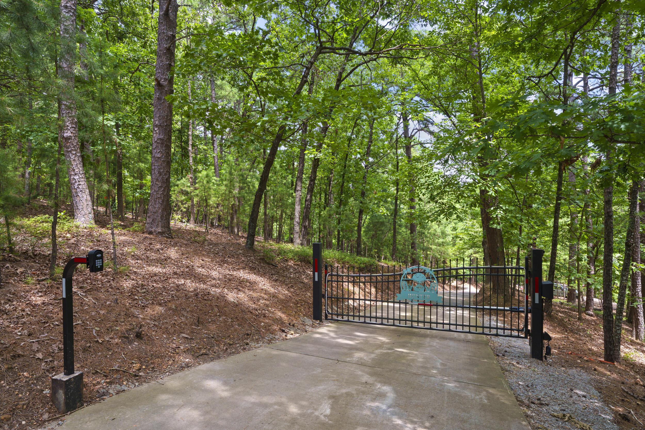Image 3: gated entry