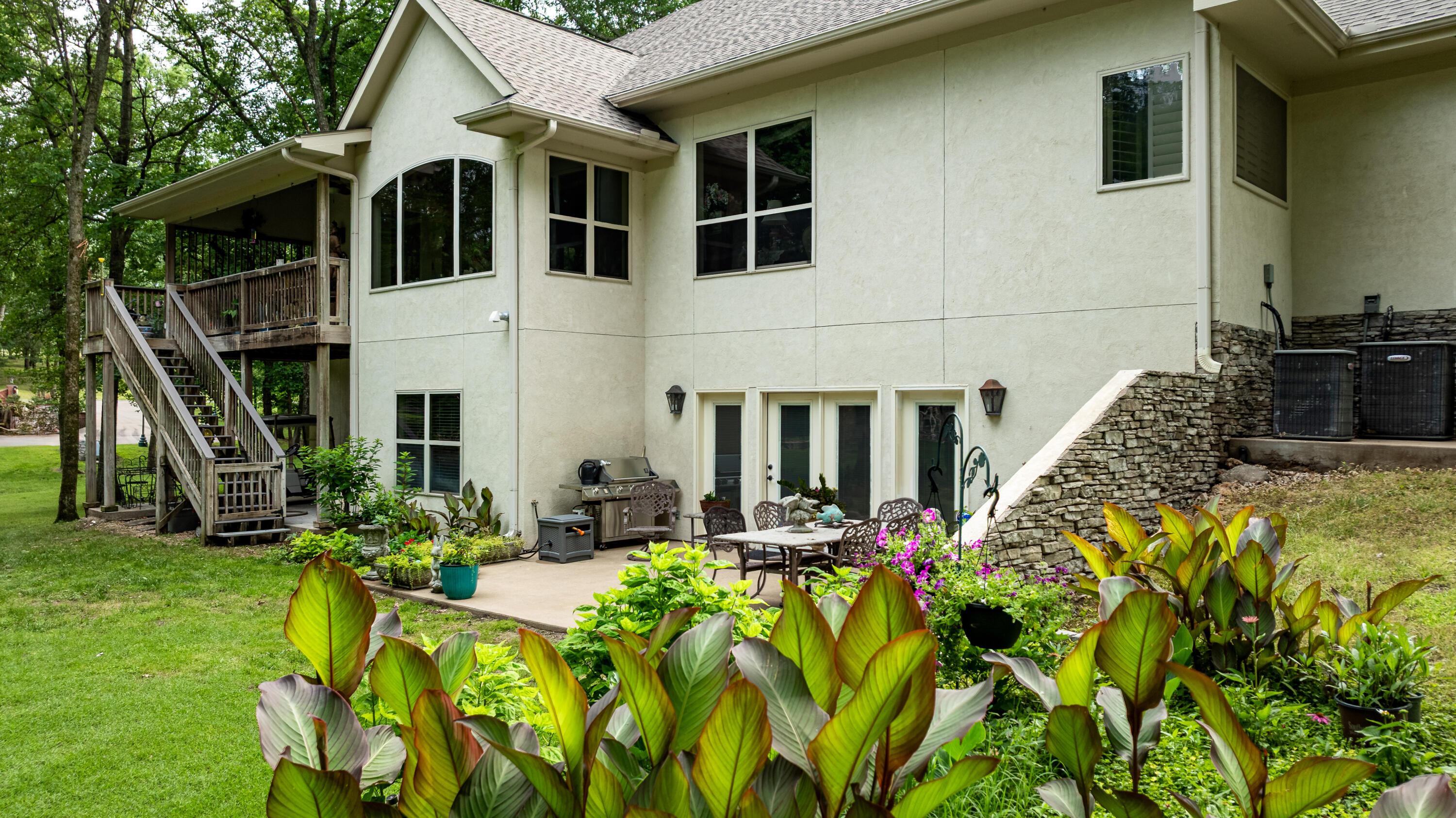 Image 2: 3452 Scenic Drive-80