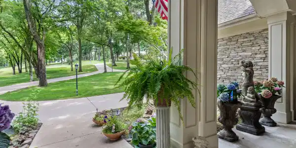 Image 3: 3452 Scenic Drive-55