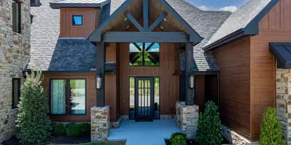 Image 2: Deer Trail Retreat