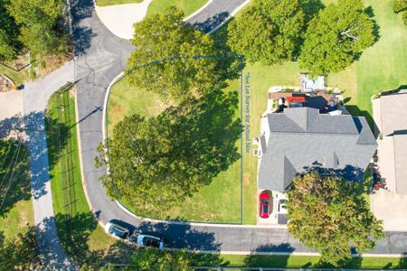 2726 Mutt Mantle Lane