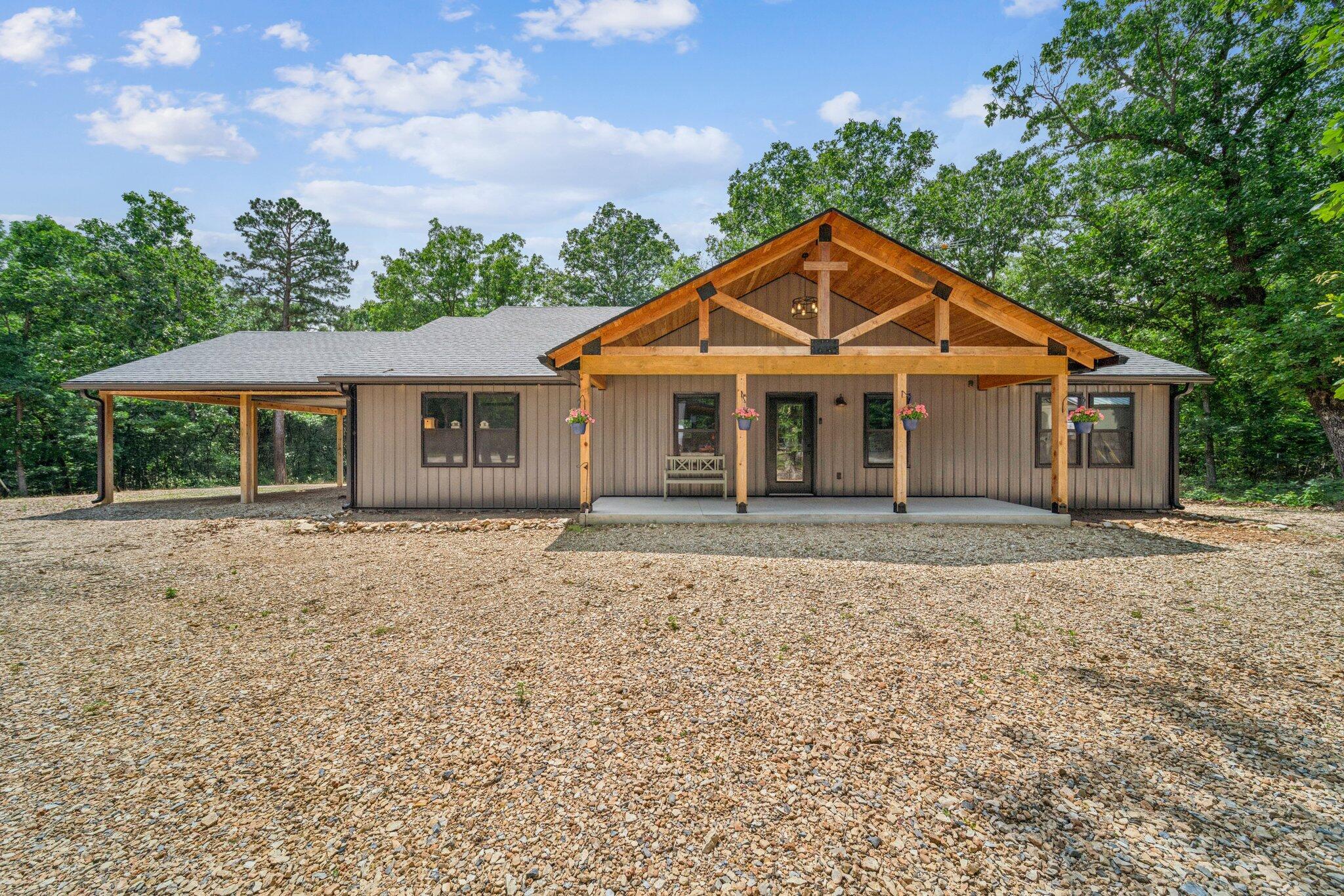 Image 4: Front of House