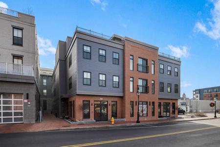 238 Deer Street