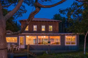 28 Sunset Cliff