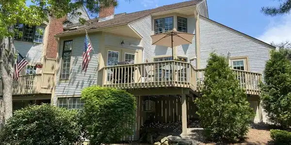 8 Windsor